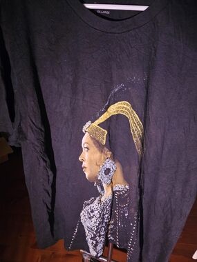 Black Graphic Tee with Gold Headpiece Profile